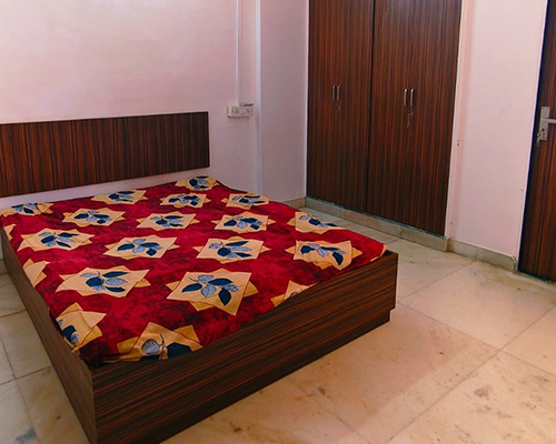 Furnished PG Rooms